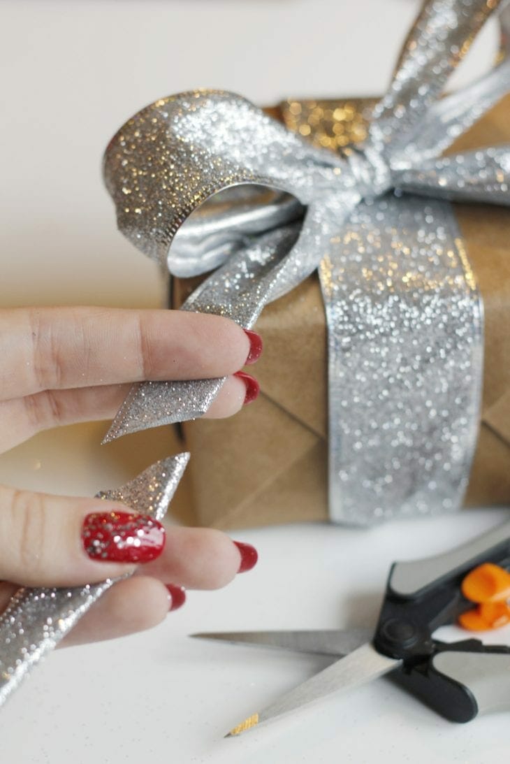 Last minute gift wrap using only TWO things! Gift wrapping made quick and easy using things you already have in your home. 