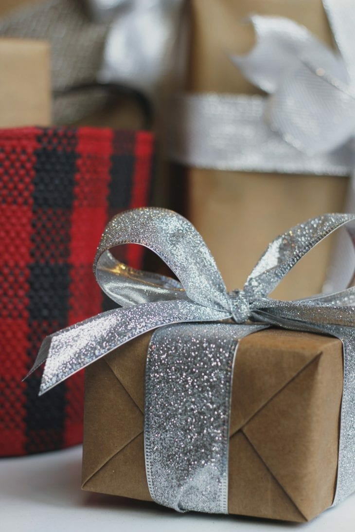 Last minute gift wrap using only TWO things! Gift wrapping made quick and easy using things you already have in your home. 