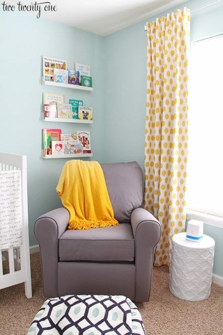 Sunny bright theme baby nursery room idea image.