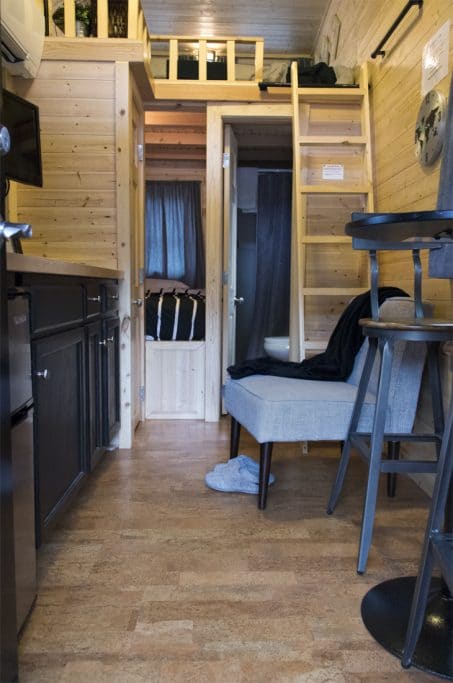 Curious what the tiny house rage is all about? Take a tiny house vacation and experience it! Here are 5 reasons why you should move it up your bucket list.