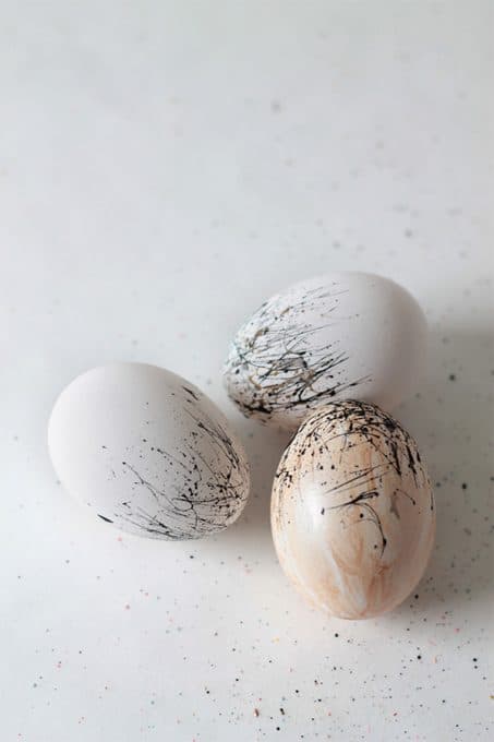 Modern Easter Egg Decorating Idea with paint splattered