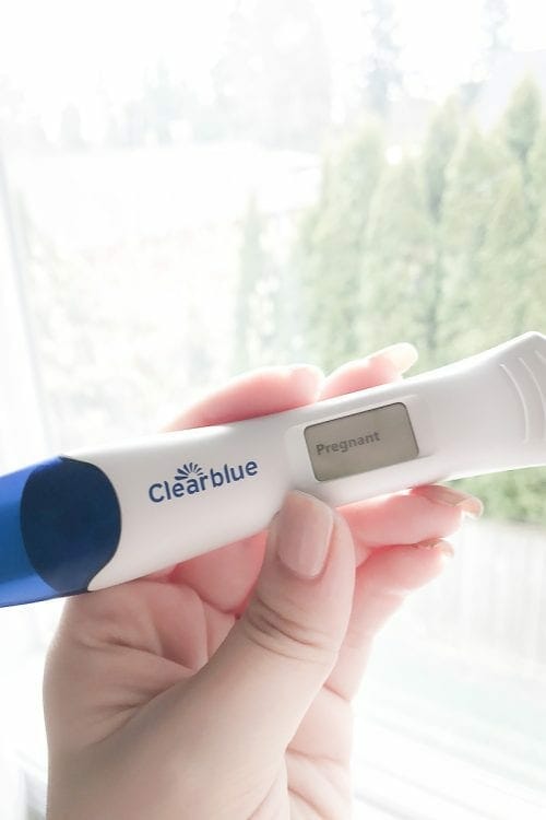 Image of positive pregnancy test
