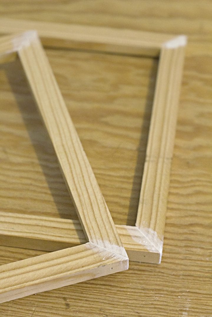 How to Build an Easy Custom Size Picture Frame