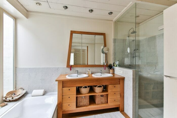 Bathroom Wood Furniture Shower  - La-Belle-Galerie / Pixabay