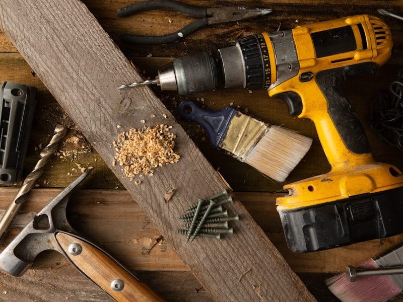 a couple of tools that are sitting on a table